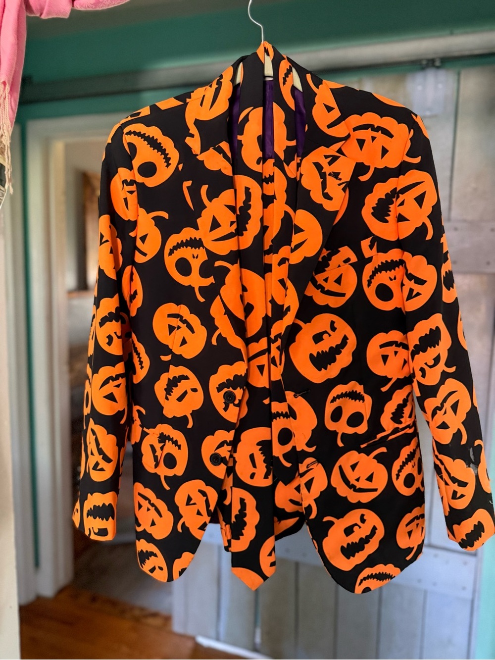 🎃OppoSuits Black and Orange Halloween Pumpkin Suit with Tie